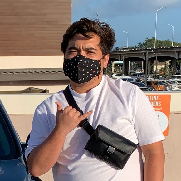 Meet your Posher, Hoku - Picture 1 of 1